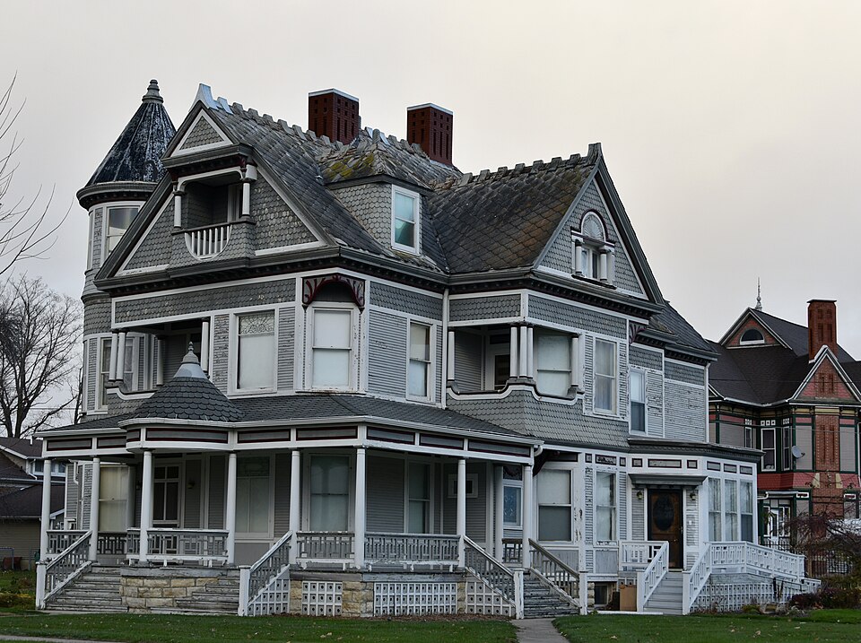 Photograph of Frank G. Ray House & Carriage House