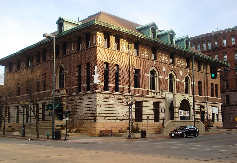 Photograph of Cedar Rapids Post Office and Public Building