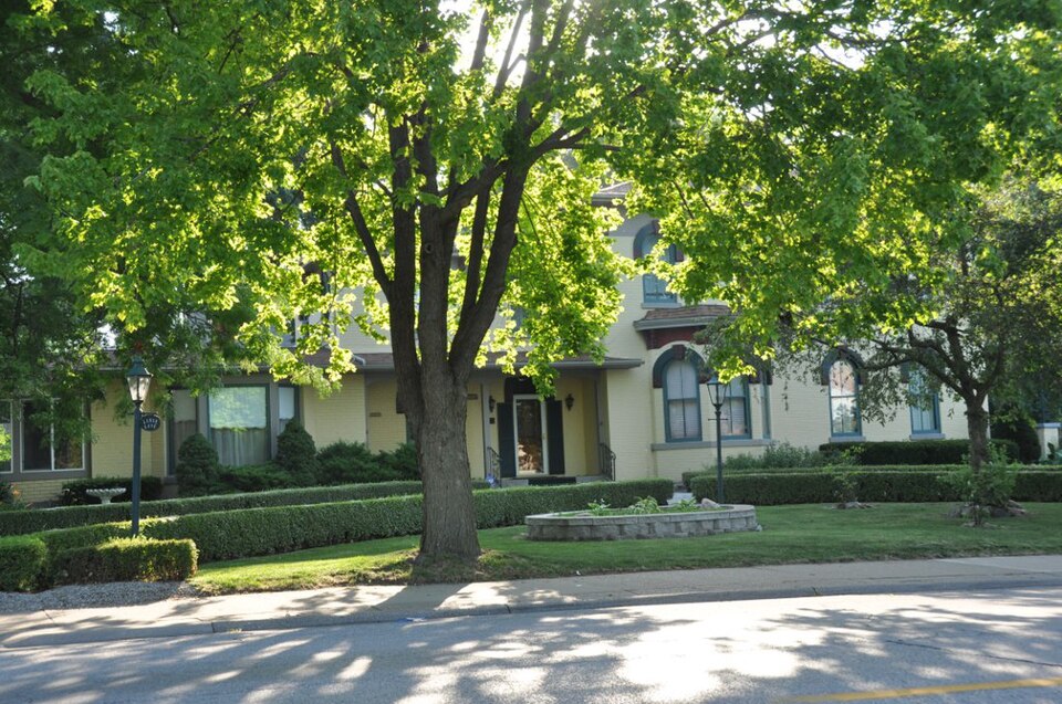 Photograph of W. Joseph Fuller House
