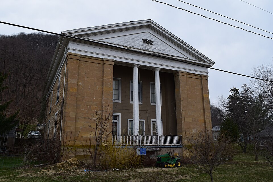 Photograph of Old Allamakee County Courthouse