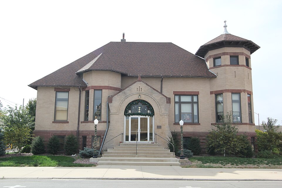 Photograph of Storm Lake Public Library