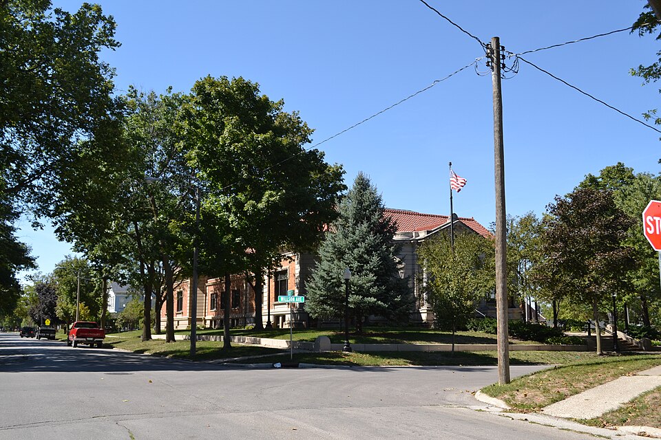 Photograph of Kendall Young Public Library