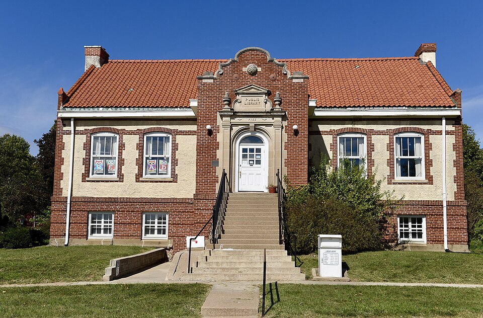 Photograph of Bedford Public Library