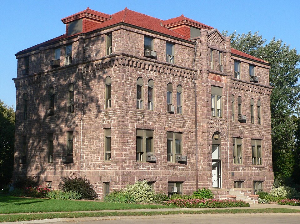 Photograph of Charles City College Hall