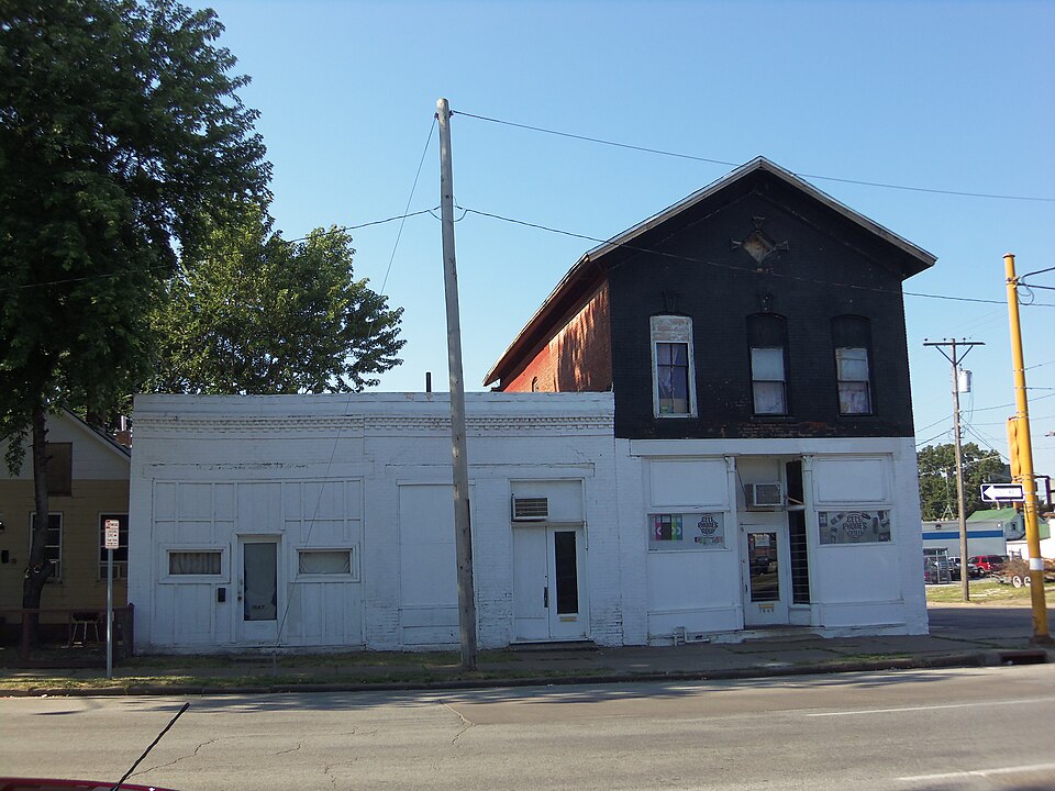 Photograph of Brammer Grocery Store