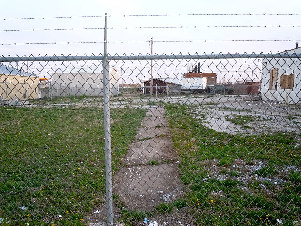 Photograph of Ferdinand Ewert Building