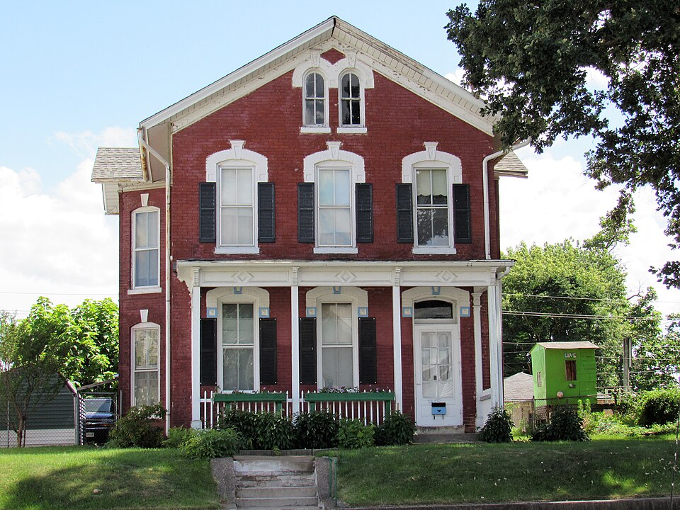 Photograph of Robert Henne House