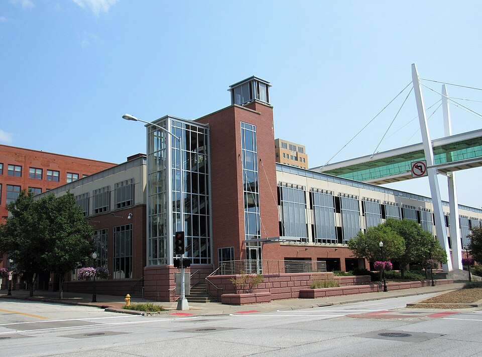 Photograph of Schauder Hotel