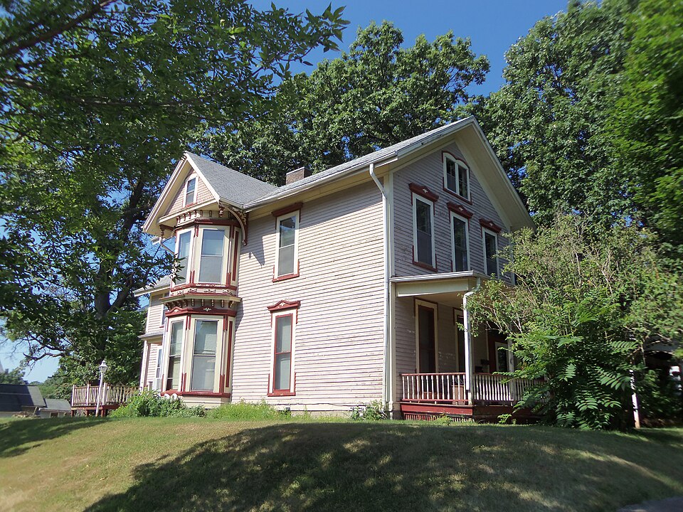 Photograph of East 14th Street Historic District