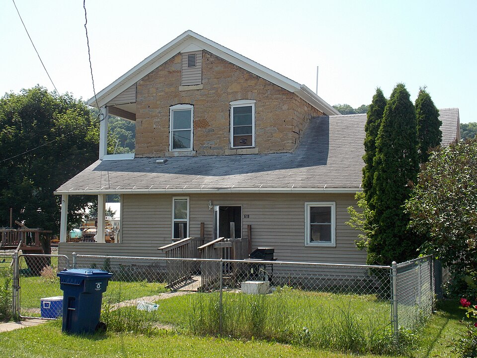 Photograph of Matt-Bahls House