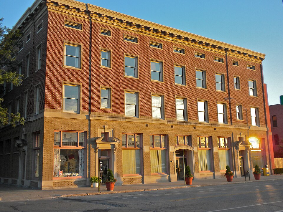 Photograph of Northwestern Hotel