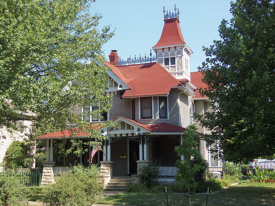 Photograph of Ball-Waterman House