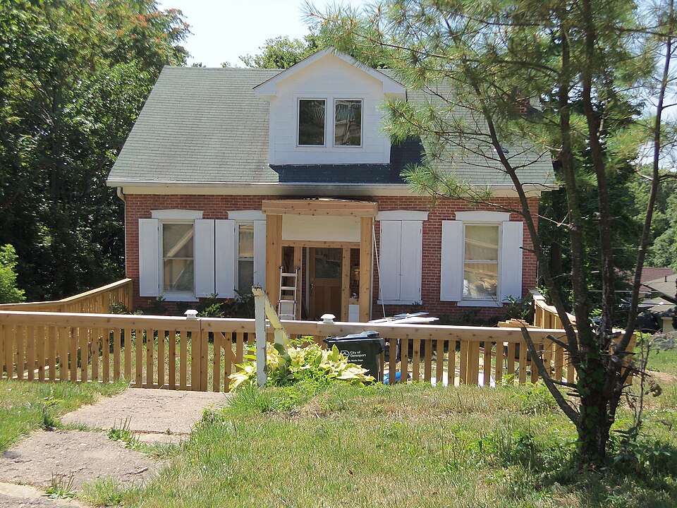 Photograph of D.C. Eldridge House