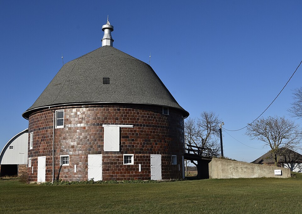 Photograph of Holtkamp Round Barn