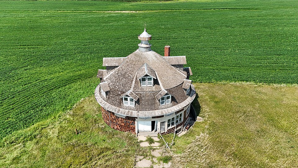 Photograph of Wickfield Round Barn