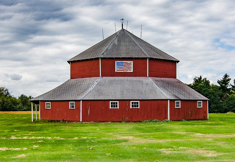 Photograph of Octagon Barn, Otter Township
