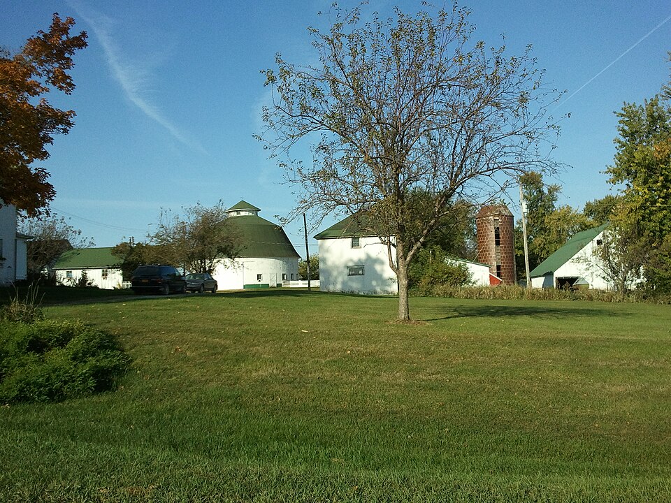 Photograph of Dobbin Round Barn
