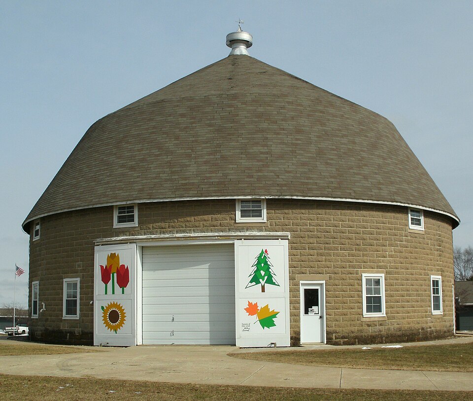 Photograph of C.A. Rownd Round Barn