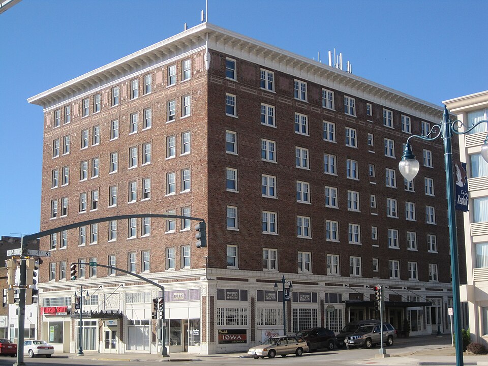 Photograph of Hotel Iowa