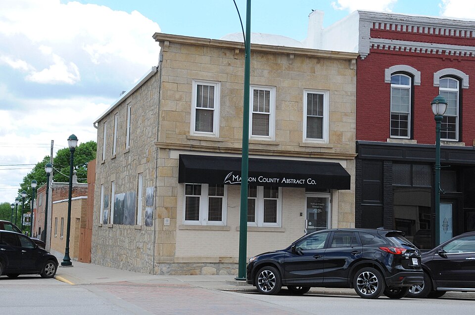 Photograph of White, Munger and Company Store