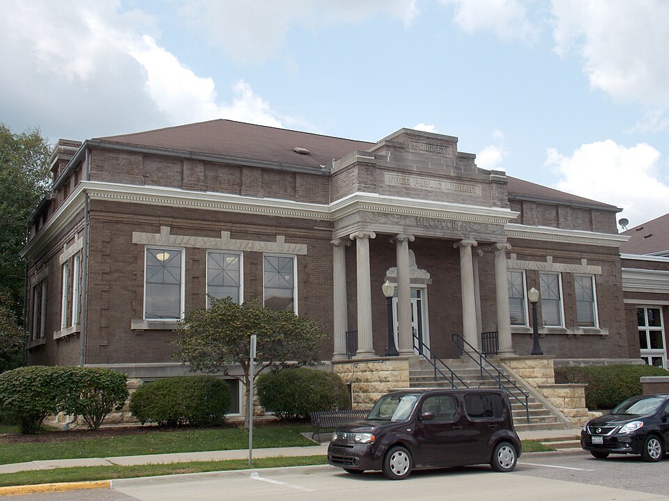 Photograph of Maquoketa Public Library