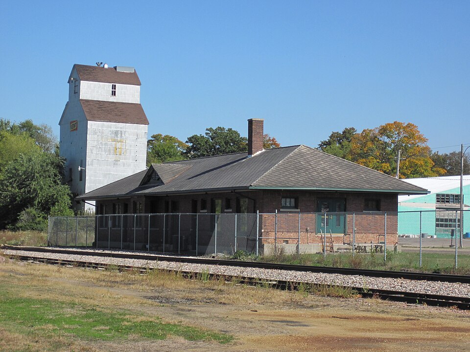 Photograph of Illinois Central Combination Depot-Ackley