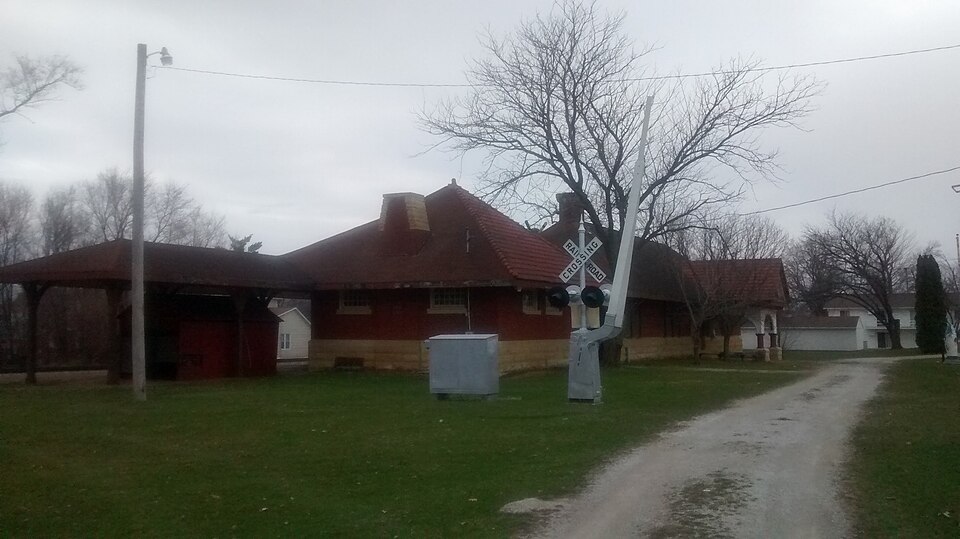 Photograph of Burlington, Cedar Rapids & Northern Passenger Station-Vinton