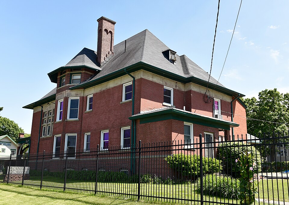 Photograph of Capt. Nicholas W. and Emma Johnson House