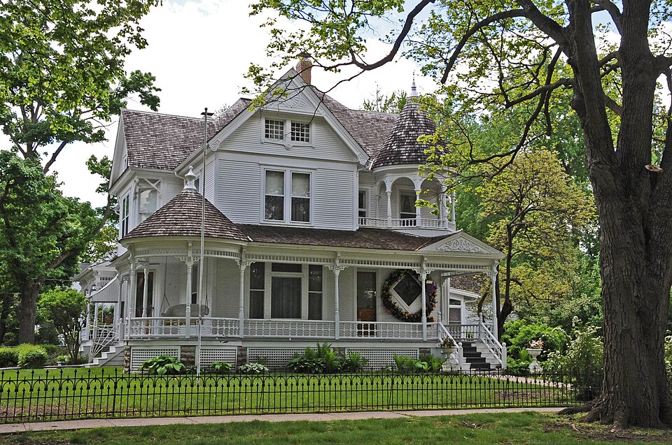 Photograph of W.J. and Nettie J. Cornell House