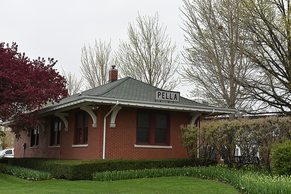 Photograph of Chicago, Rock Island and Pacific Passenger Depot-Pella