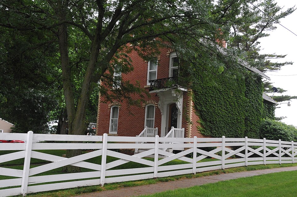 Photograph of Alexander Organ House