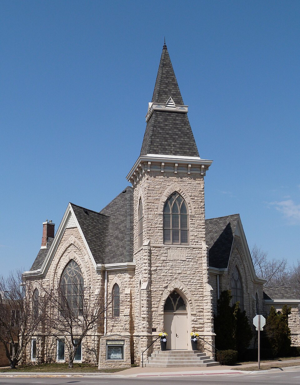 Photograph of First Presbyterian Church of Marion, Iowa
