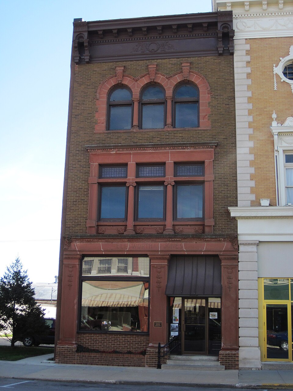 Photograph of Ellsworth-Jones Building