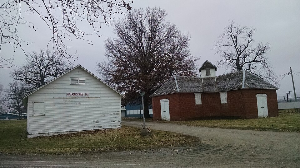 Photograph of Big 4 Fair Art Hall