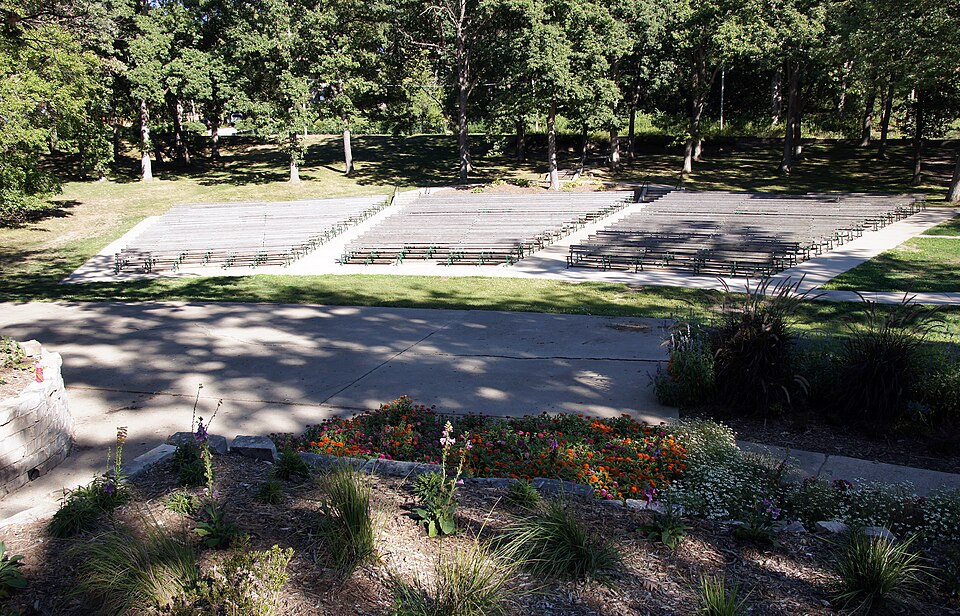 Photograph of Sylvan Theater Historic District