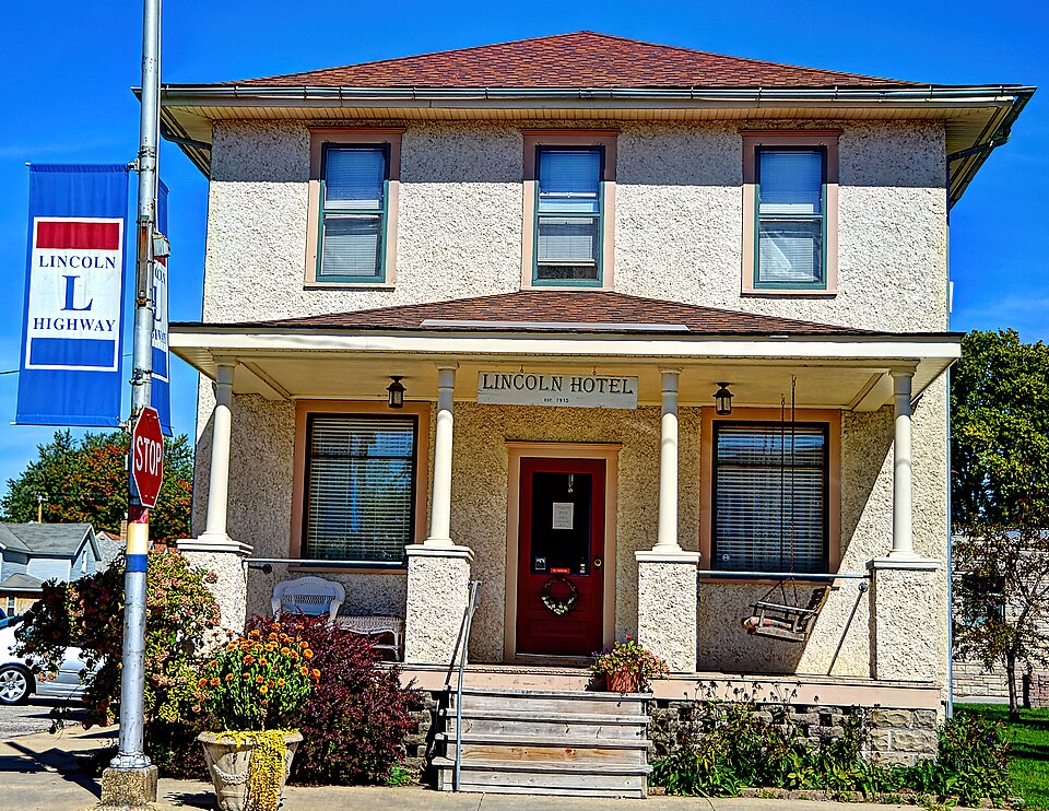 Photograph of Lincoln Hotel