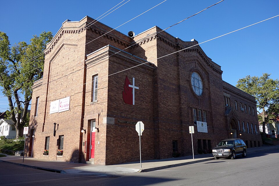 Photograph of Trinity United Methodist Church (Des Moines, Iowa)