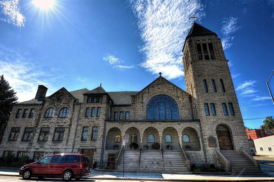Photograph of St. Luke's United Methodist Church