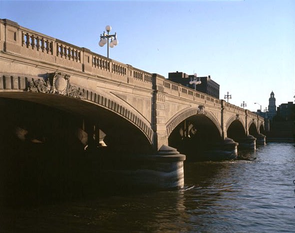 Photograph of Court Avenue Bridge