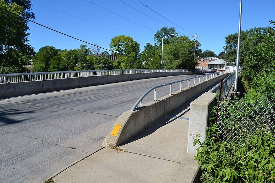 Photograph of River Street Bridge