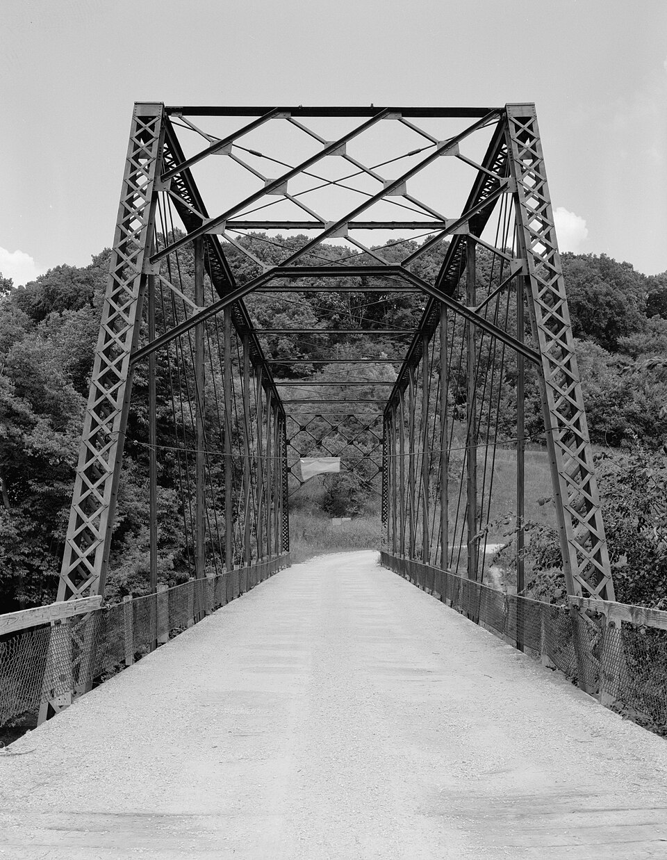 Photograph of West Auburn Bridge