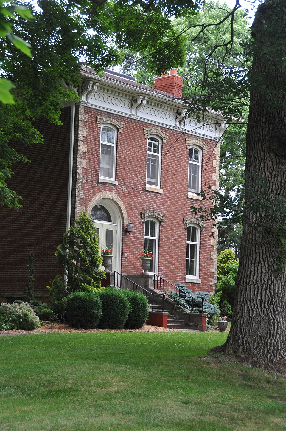 Photograph of Cherry Bank