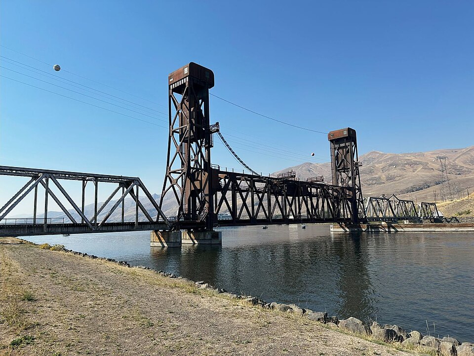 Photograph of Clearwater River Railway Bridge (Lewiston, Idaho)