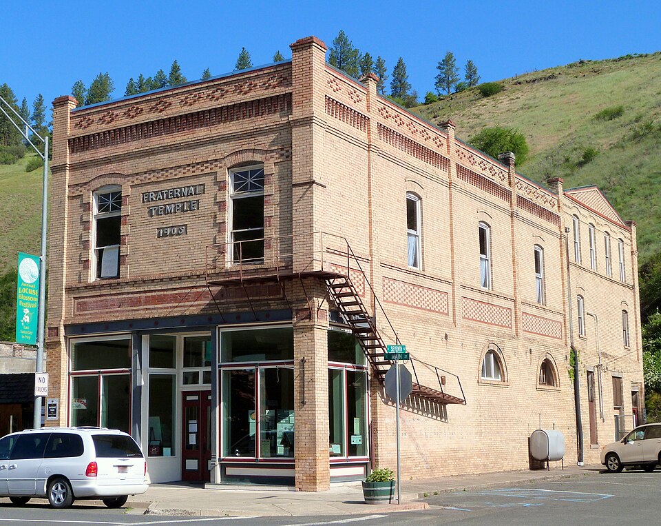 Photograph of Kendrick Fraternal Temple