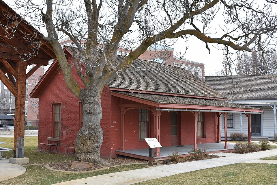 Photograph of Thomas E. Logan House