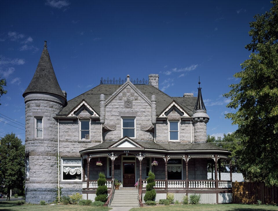 Photograph of Standrod House
