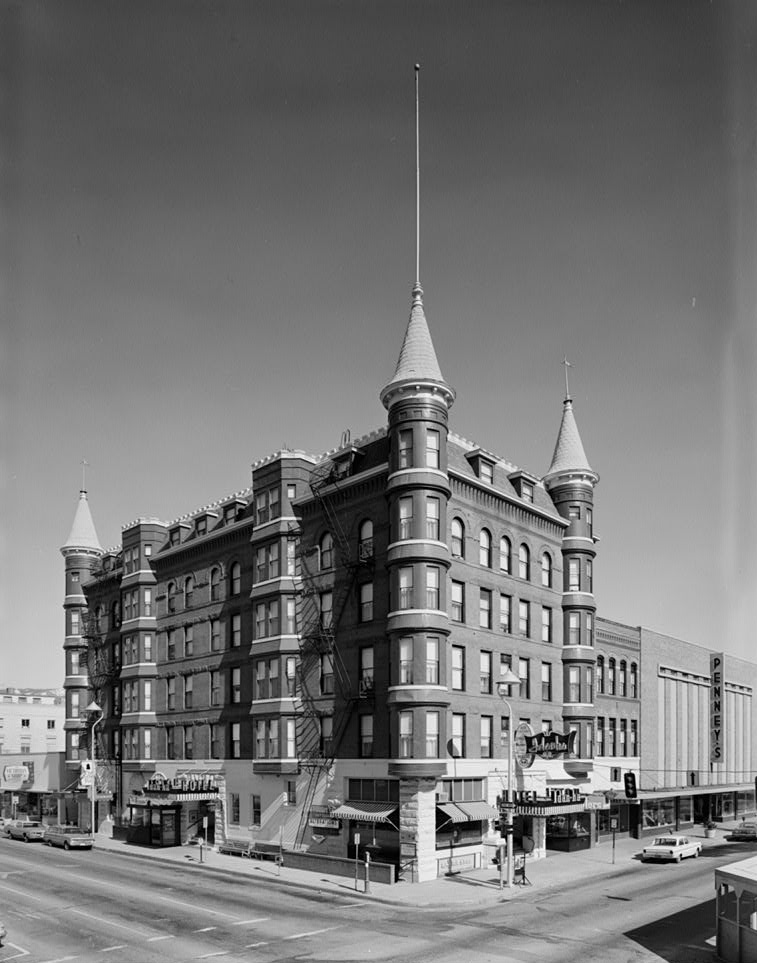 Photograph of Idanha Hotel