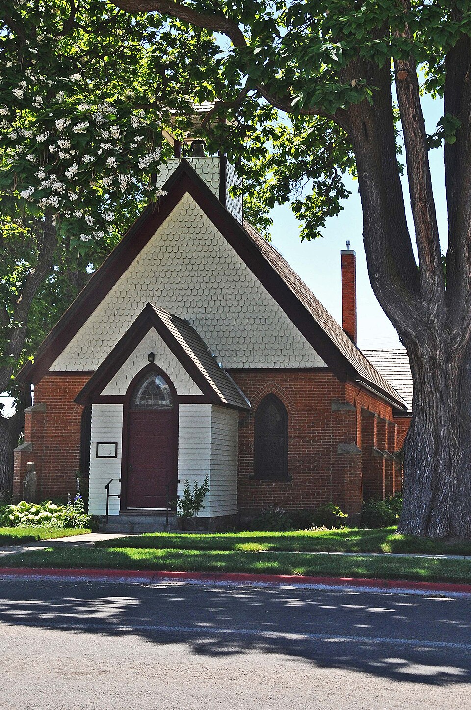 Photograph of St. James Episcopal Church