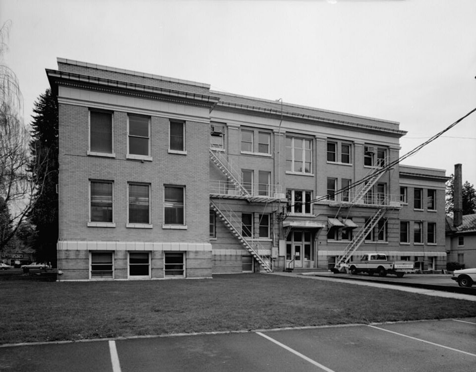 Photograph of Kootenai County Courthouse