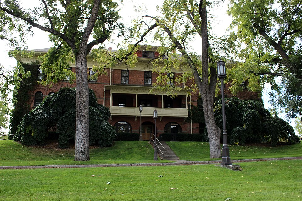 Photograph of Ridenbaugh Hall
